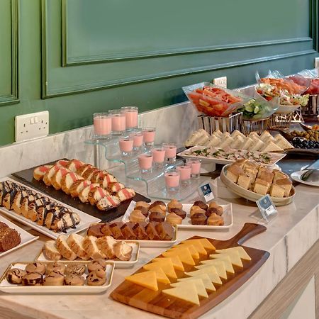 Wescott Hotel Дубай Екстер'єр фото