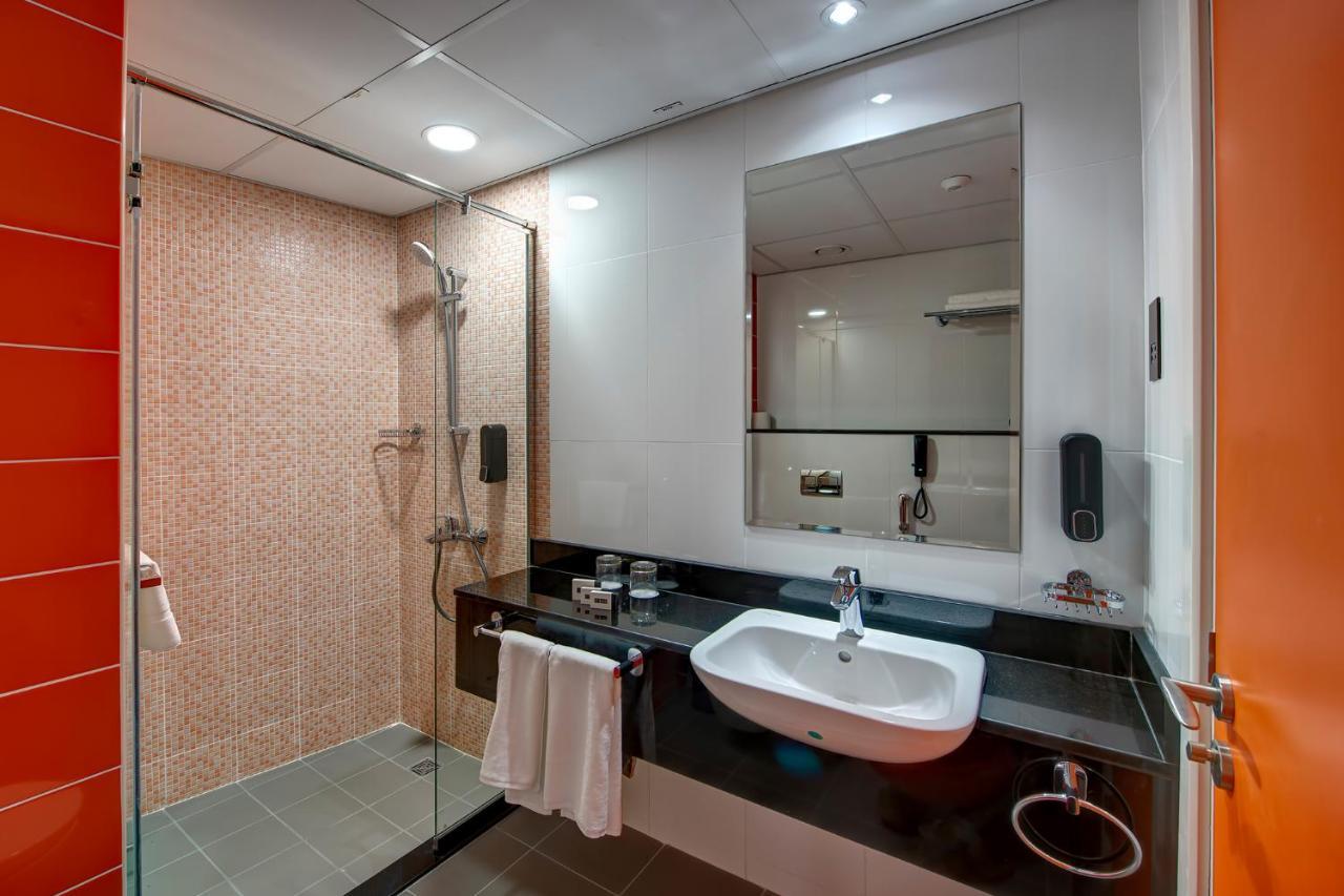Wescott Hotel Дубай Екстер'єр фото