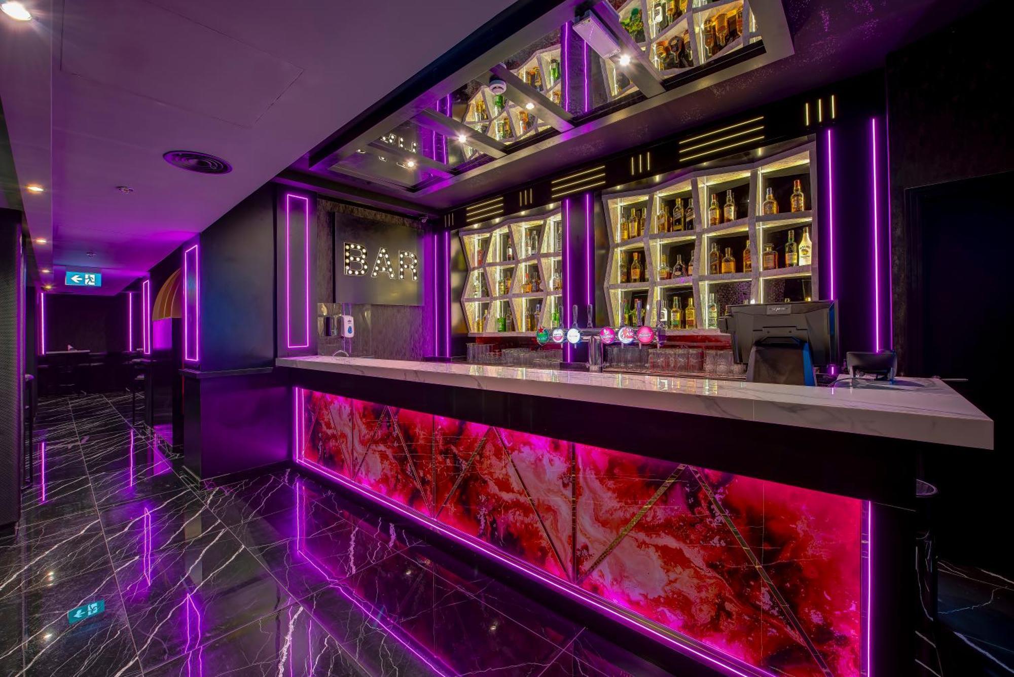 Wescott Hotel Дубай Екстер'єр фото