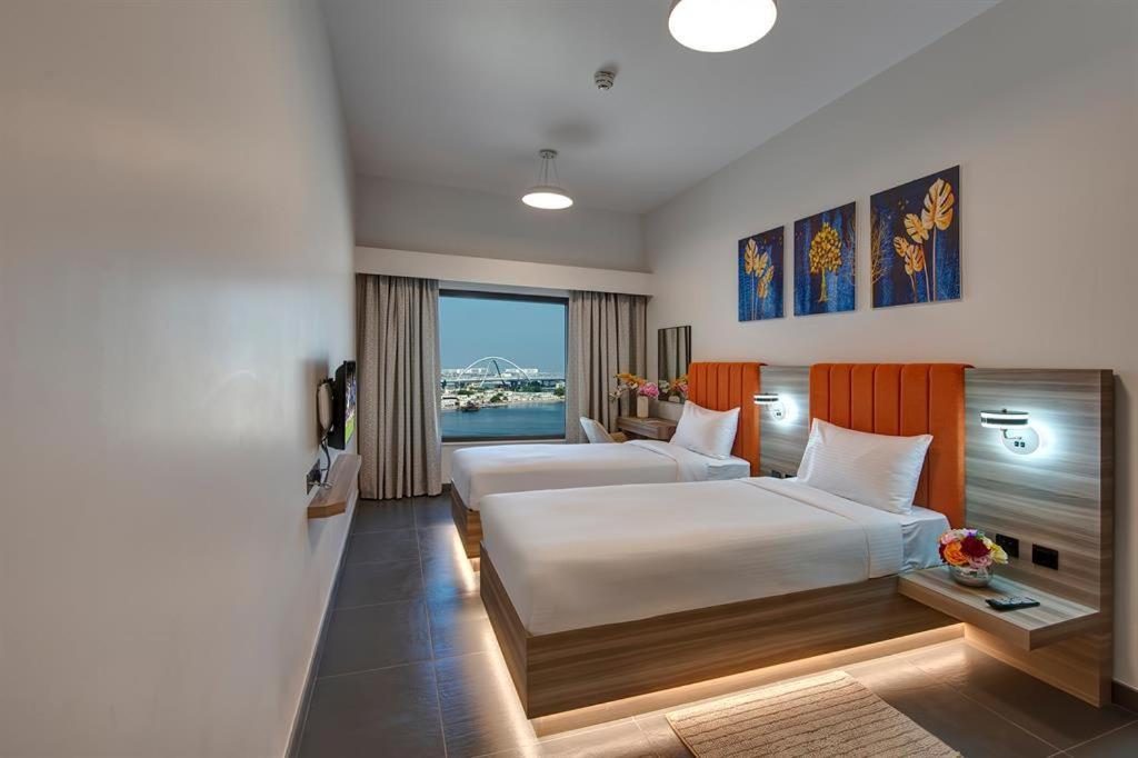 Wescott Hotel Дубай Екстер'єр фото